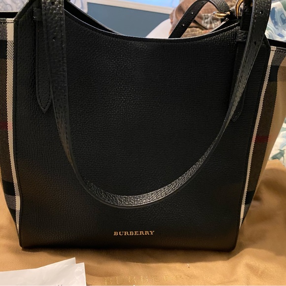 Burberry authentic bag - Picture 8 of 10